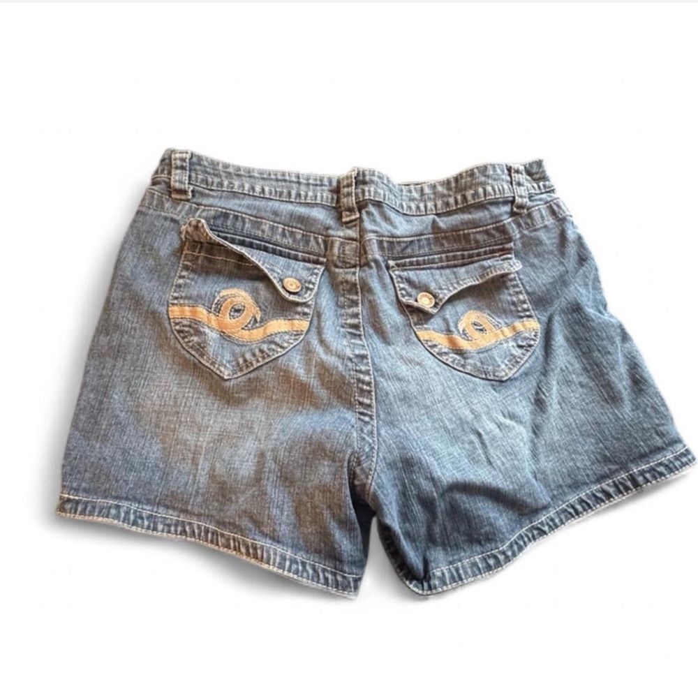 Y2K mom shorts